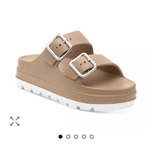 J Slides Double Buckle Platform